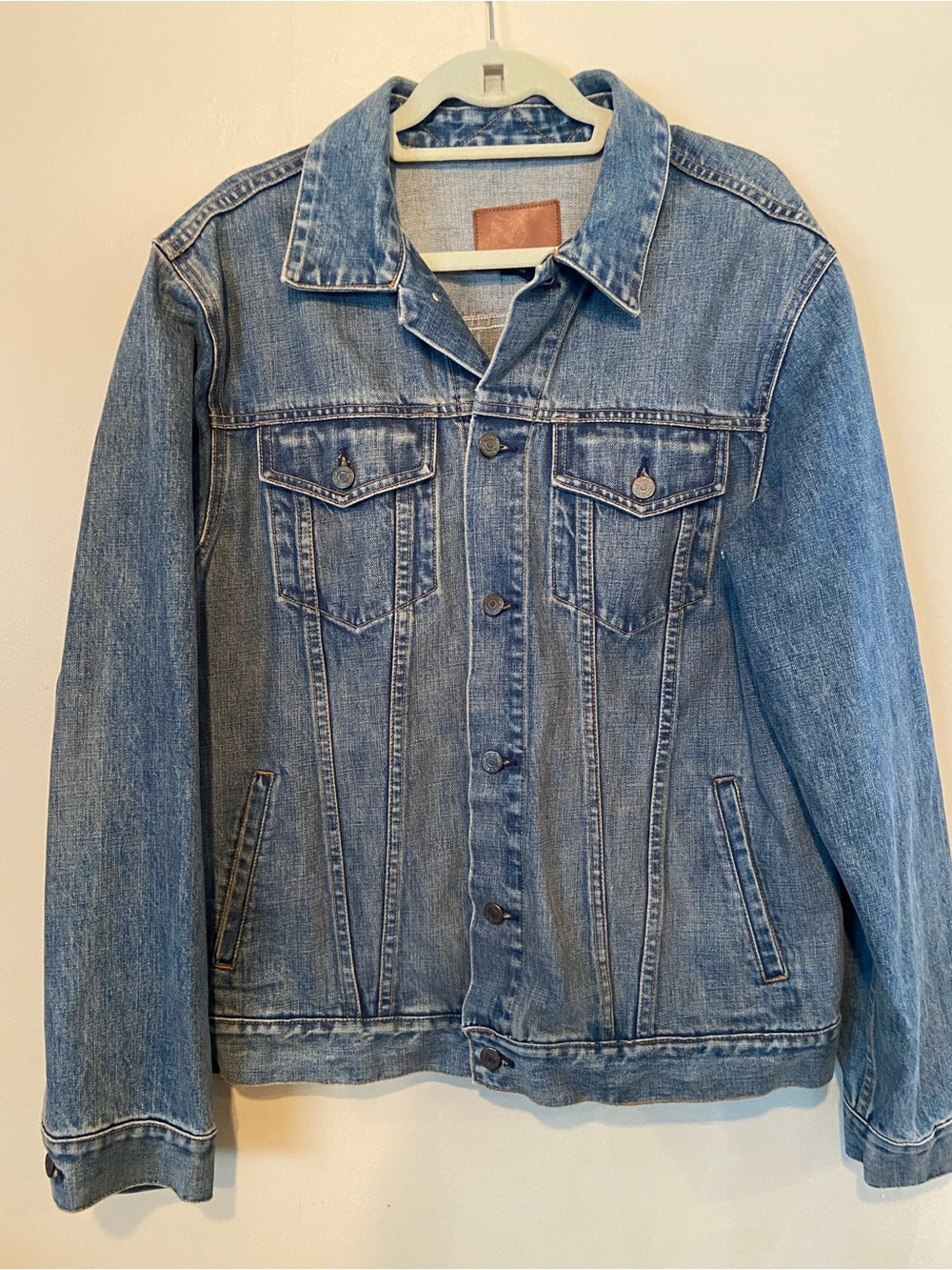 GAP Vintage Light Blue Denim Jacket - Men's Button-Up Trucker Style